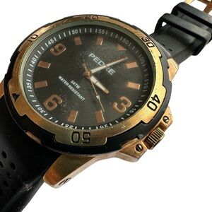 Pedre Men's Black and Gold Classic Large Face Watch